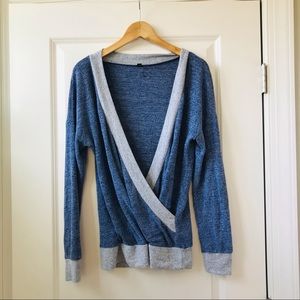 Front Wrap women’s M lounge shirt